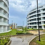 Nuevo! Hermoso apto cerca a la playa!