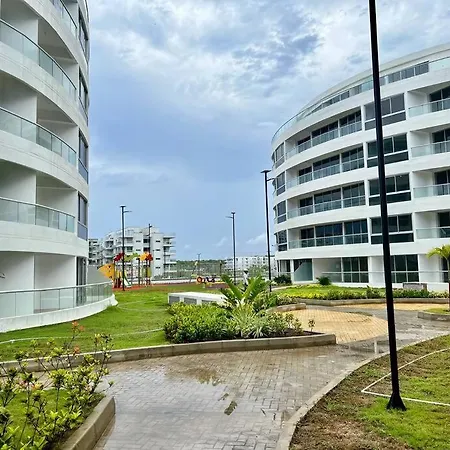 Nuevo! Hermoso Apto Cerca A La Playa! Apartamento